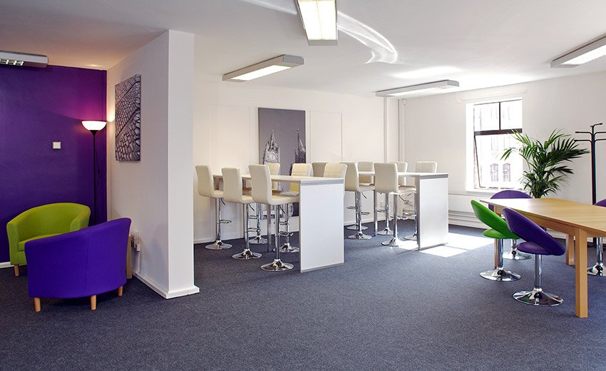 BizWorkLounge's tweet photo. Our #Manchester Work Lounge sub-offices are now full, but there's still plenty of space https://t.co/DQGVmqooGi https://t.co/V0zAgYVsGL