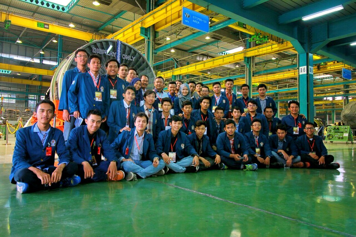 Praktek Keja Lapangan kita nih waktu di PT. GMF AeroAsia