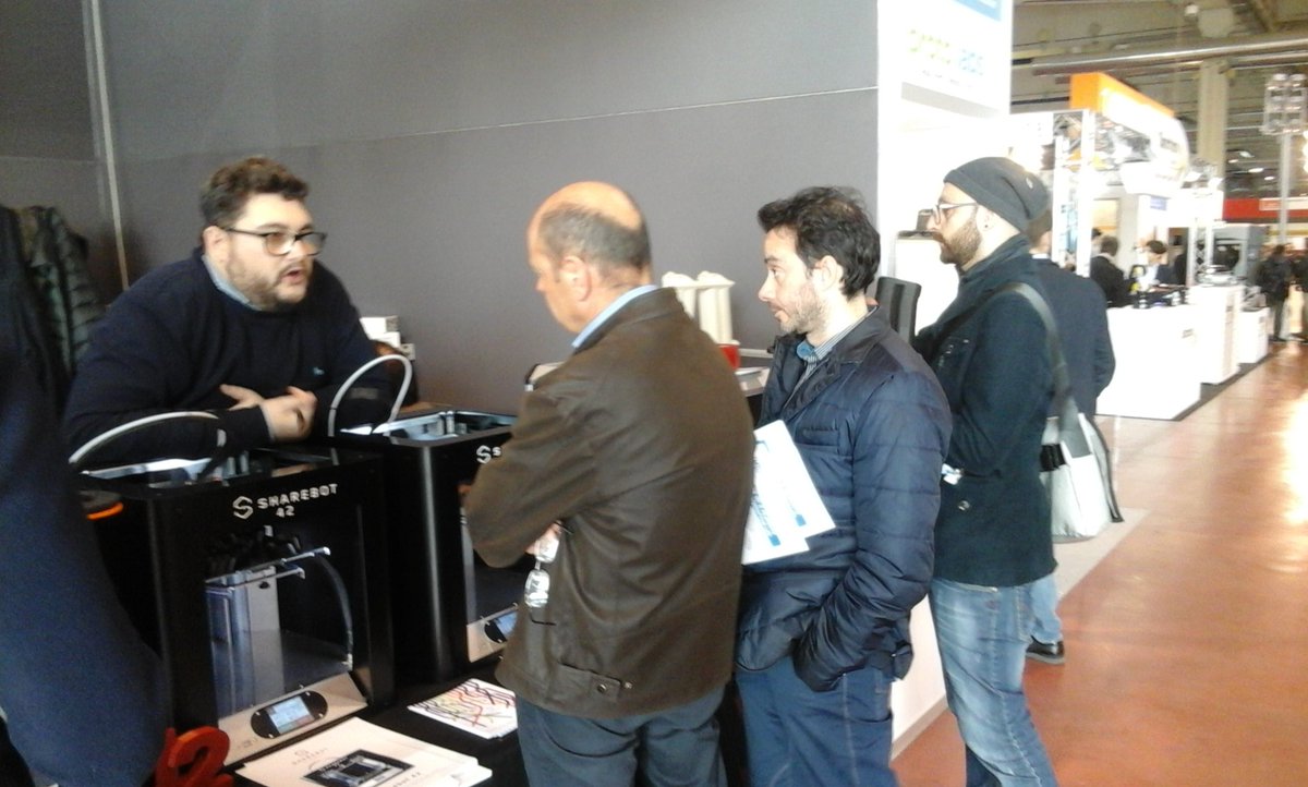 Sharebot3D's tweet photo. A lot of visitors at @Sharebot3D stand interested in #Sharebot42 and #SharebotQ #3Dprinters!come to J06! https://t.co/XgK0toqgIB