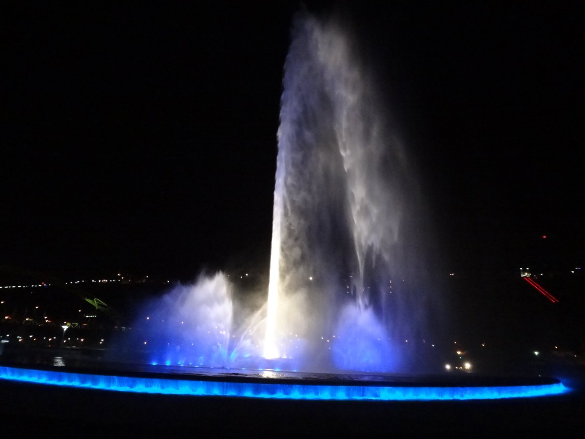 DCNRnews's tweet photo. Happy 200th bday Pittsburgh! From your friends at Point State Park and DCNR... #PGH200 @PGHBicentennial https://t.co/9SzjddrCyP