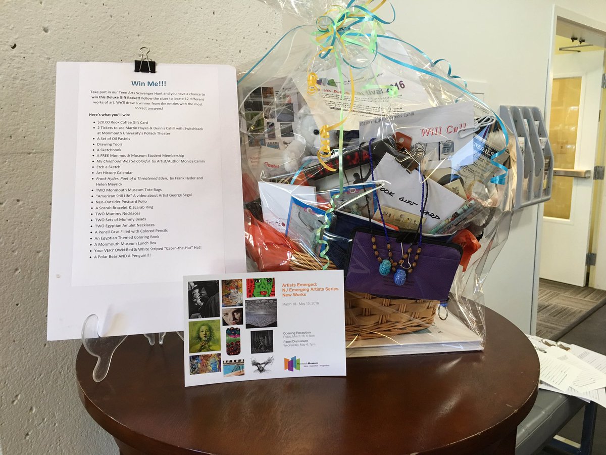 MonmouthArts's tweet photo. Scavenger hunt is taking place! You can win this! #mtaf16 @MonmouthMuseum https://t.co/hNoeju1ZgO
