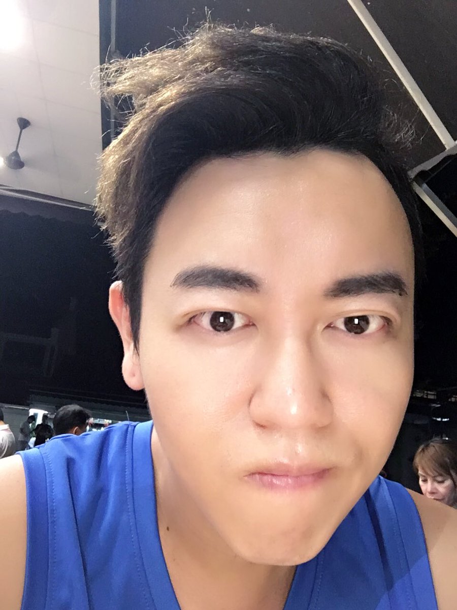 chapbalang's tweet photo. Nothing to do so I went down and ........ Had supper ! Yummy tummy https://t.co/sMmuDMhLyO