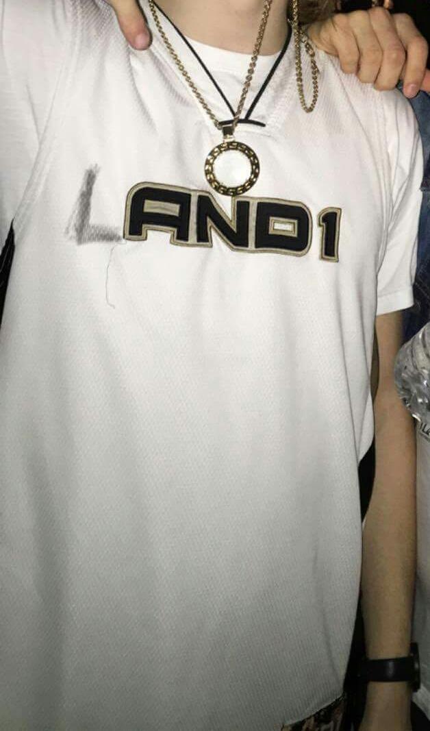 Risa s/o á <a href="/JnGunnr/">Jón Gunnar</a> fyrir bestu hugmynd í heimi