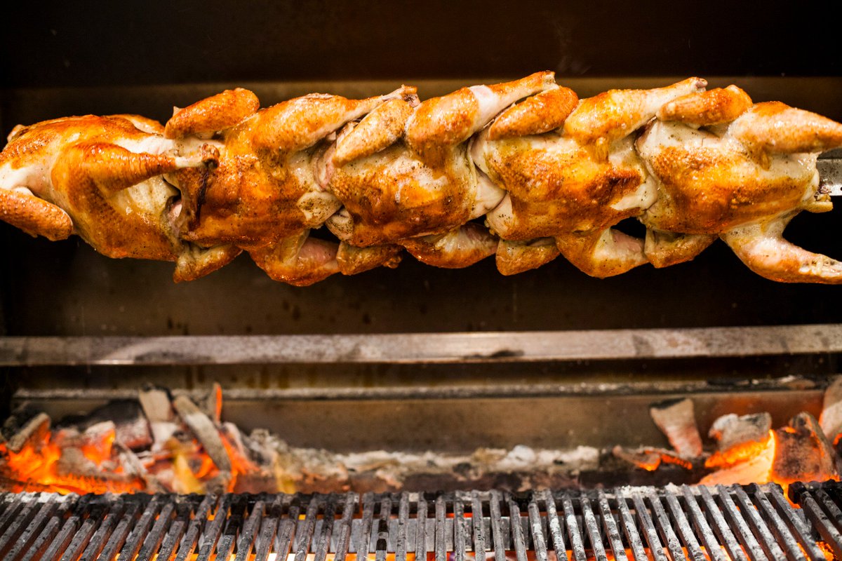 SHRTampa's tweet photo. Check out those birds! The rotisserie half chicken from @greysalt_tampa is a must try! #greysalt #getgrey https://t.co/BRnmdvQtnV