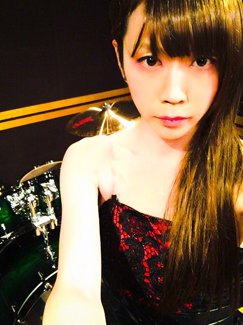 Ken Aka Keyco Drum 久ドラム動画を撮ったのでアップしました ゲスの極み乙女のキラーボール叩きました T Co Dtq2gimznv ベースのフレーズがおっさん臭い D ゲスの極み乙女 Rtキボンヌ T Co 1ylu5uqzh9