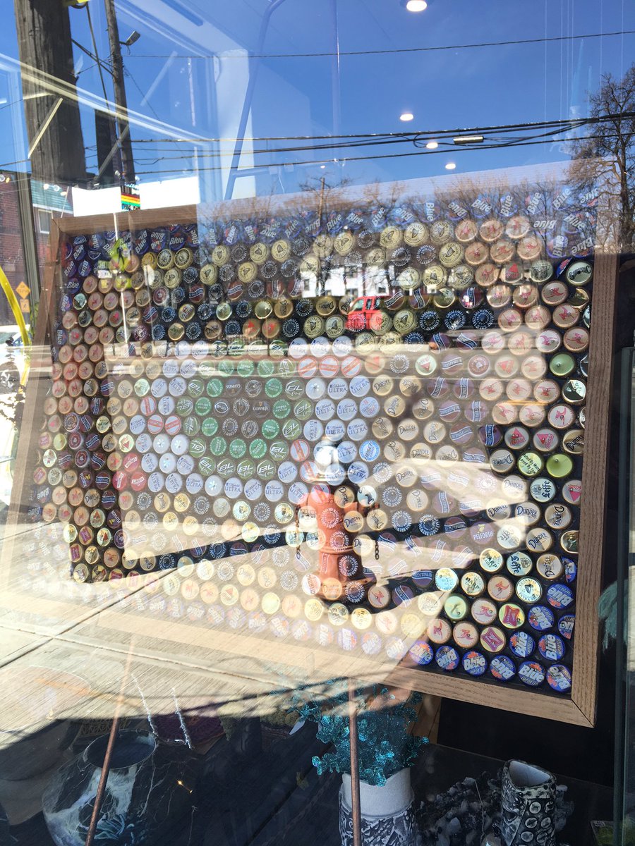 coolbottlecaps's tweet photo. My favorite kind of artwork #coolbottlecaps #cleveland #travel https://t.co/ObNLg8Cfl9