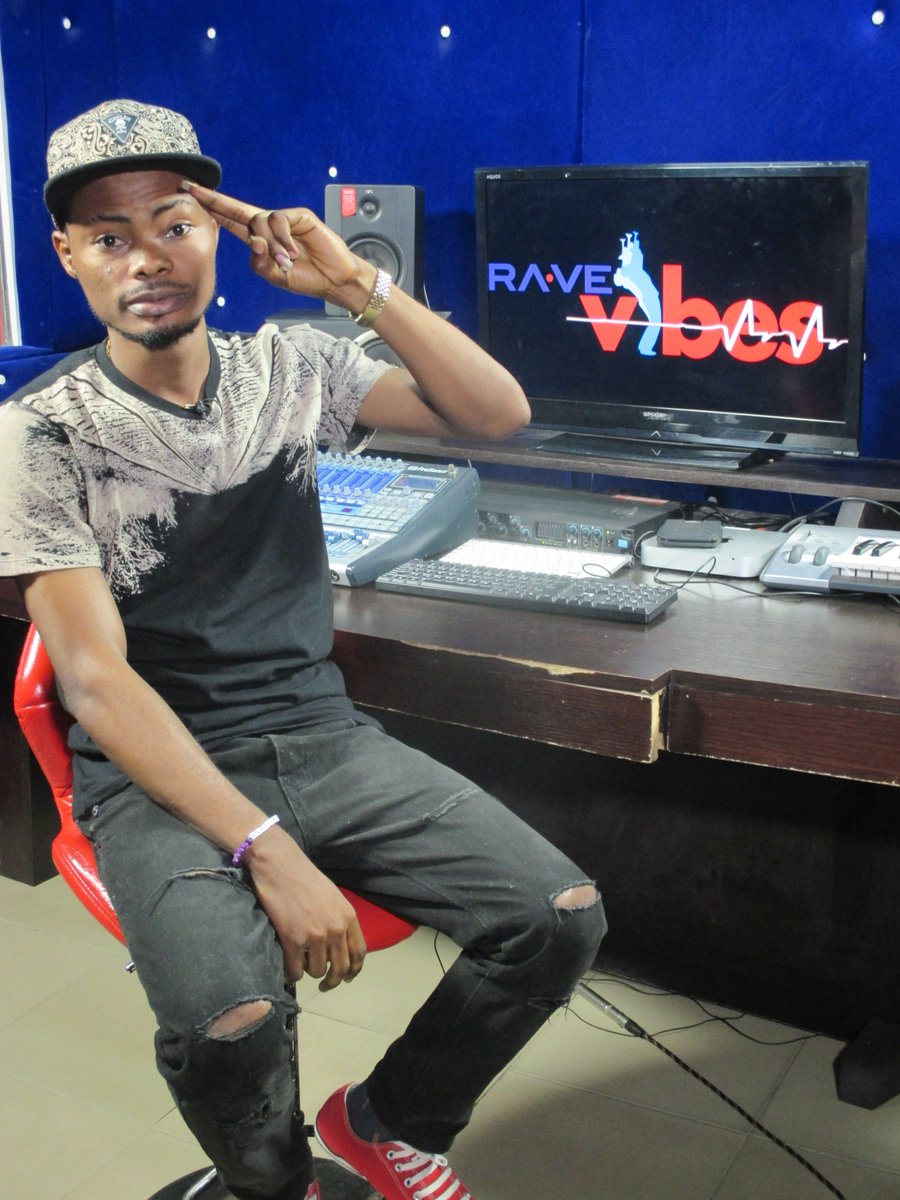 ravetvchannel's tweet image. @OlaDipsOfficial in that building #ravevibes #soexciting