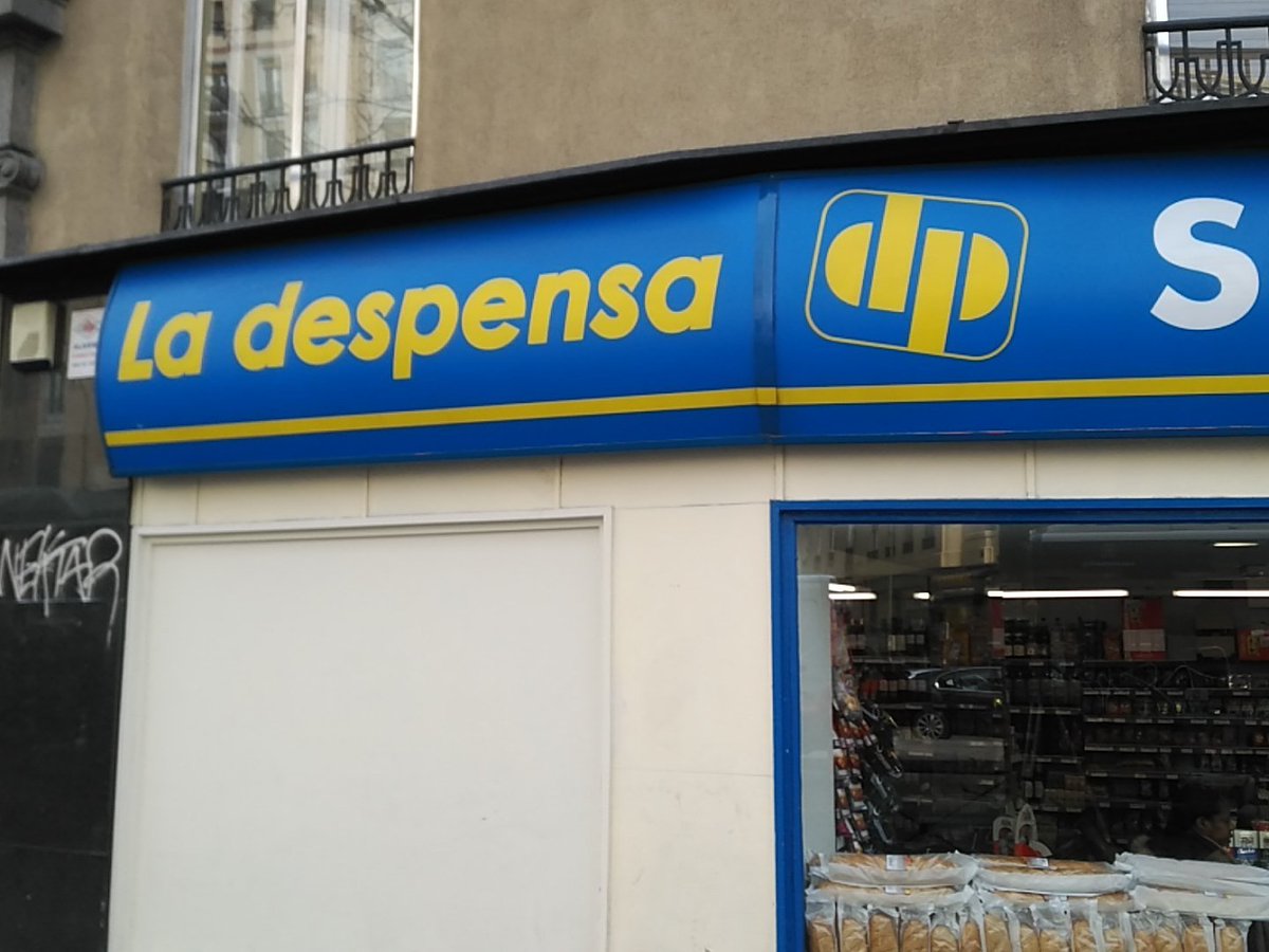 vitinaguado's tweet photo. Es ver estos supermercados y acordarme de @Gh15_Loli q grande es junto con @mayca_GH15 apurando los céntimos👏👏 https://t.co/NElDhm2vsk