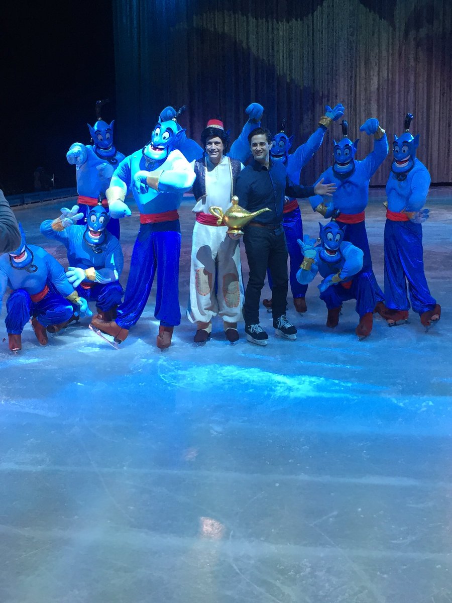 RogersCentre's tweet photo. Aladdin has a new friend @JamieGutfreund of @CP24! Disney on Ice - 7 shows remaining! #disneyonice100yearsofmagic https://t.co/ElCk3MfhUY
