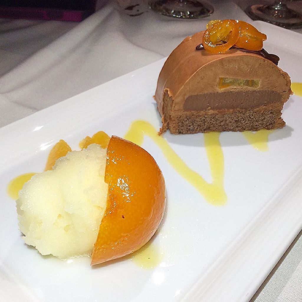 EatGR1's tweet photo. Chocolate orange cake at #secchiainstituteforculinaryeducation #secchiainstitute #eatgr #d… https://t.co/mFc3StgZv0 https://t.co/VEwu9GlbZS