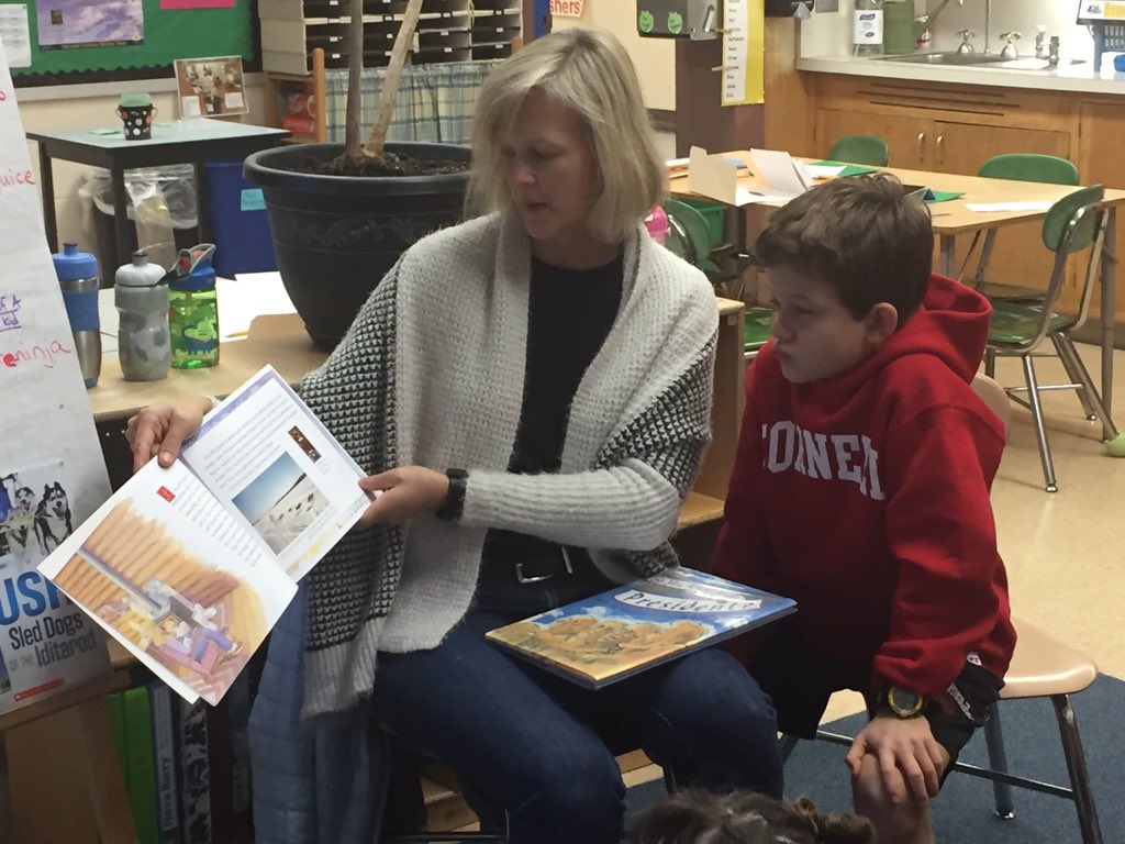 mcdteam2's tweet photo. #MysteryReader Friday with "Storm Run!" #Iditarod2016 #LibbyRiddles @NortheastES https://t.co/YO6KfqcXx3
