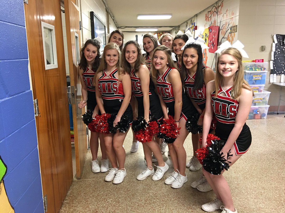 CheerSMHS's tweet photo. We're on the other side of this door about to surprise the Panthers of #ThrasherElementary for the #DashNBash! ๐๐ https://t.co/U3wxg1tKiV