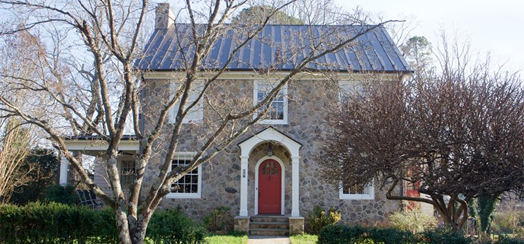 MarjorieAdam's tweet photo. The latest installment of @nestrealty blog's "Builder's Corner":
https://t.co/0vs7a8okr0 #cvile #builders #local https://t.co/cexGN0jdWq