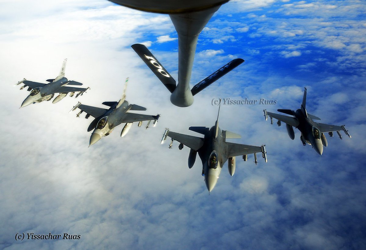 yisruas's tweet photo. @usairforce @HQUSAFEPA @USAF_ACC @US_EUCOM #coldresponse16 #USAF F-16 Vipers from the "Triple Nickel" https://t.co/AXZCbtPbZ5