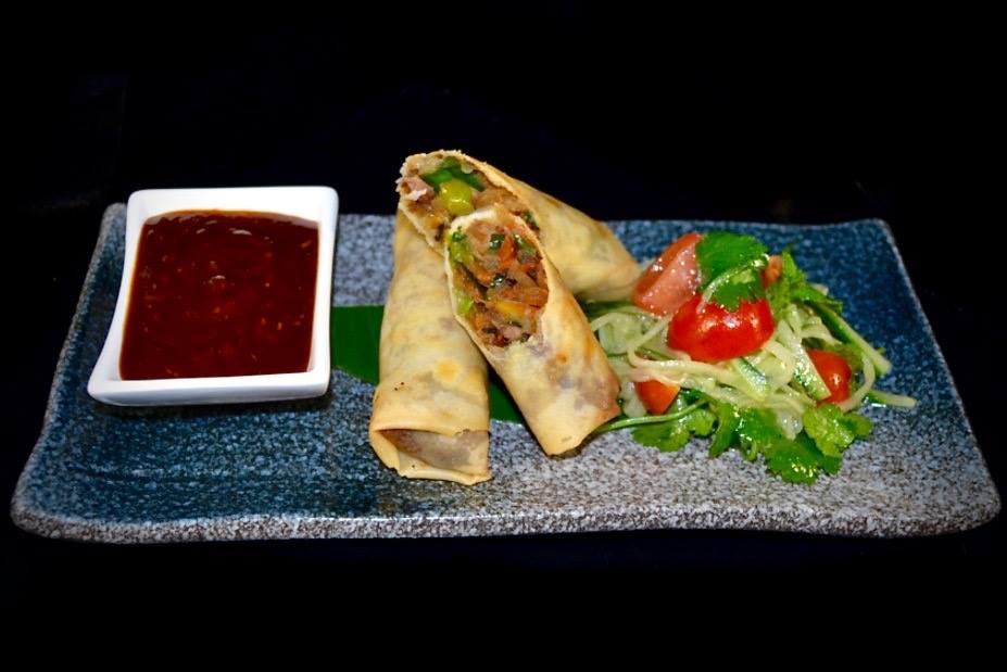 LCAPRG's tweet image. Asian Temple! Ochutnejte nově v našem menu Kachní spring roll a novou Paner Tiku!Rezervace: asiantemple.cz/rezervace/?lan…