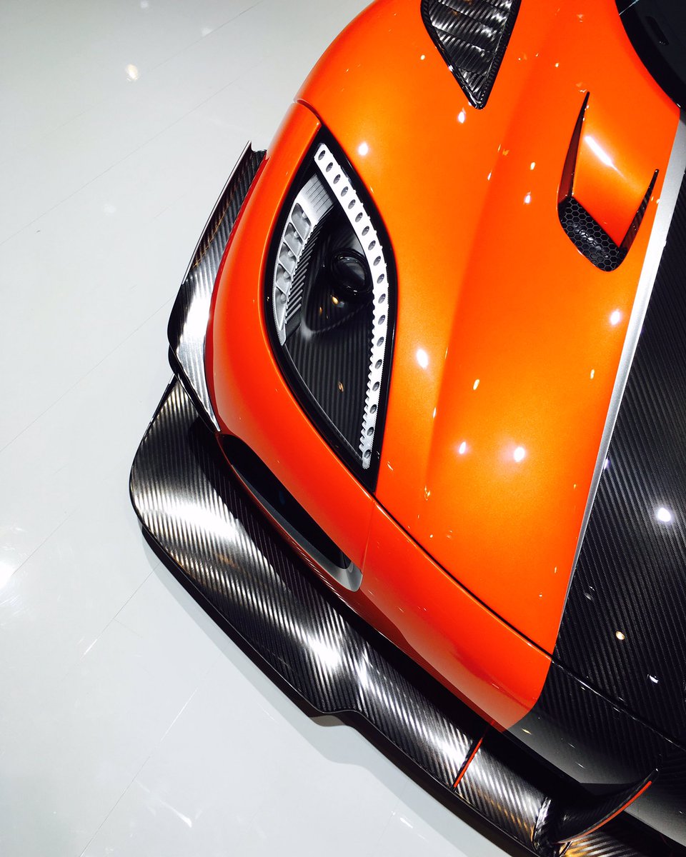 KillerStatusUK's tweet photo. 1 Of One #Koenigsegg #Agera #1OfOne #Geneva #GenevaMotorShow #Hypercar https://t.co/LYPjBqZTnm