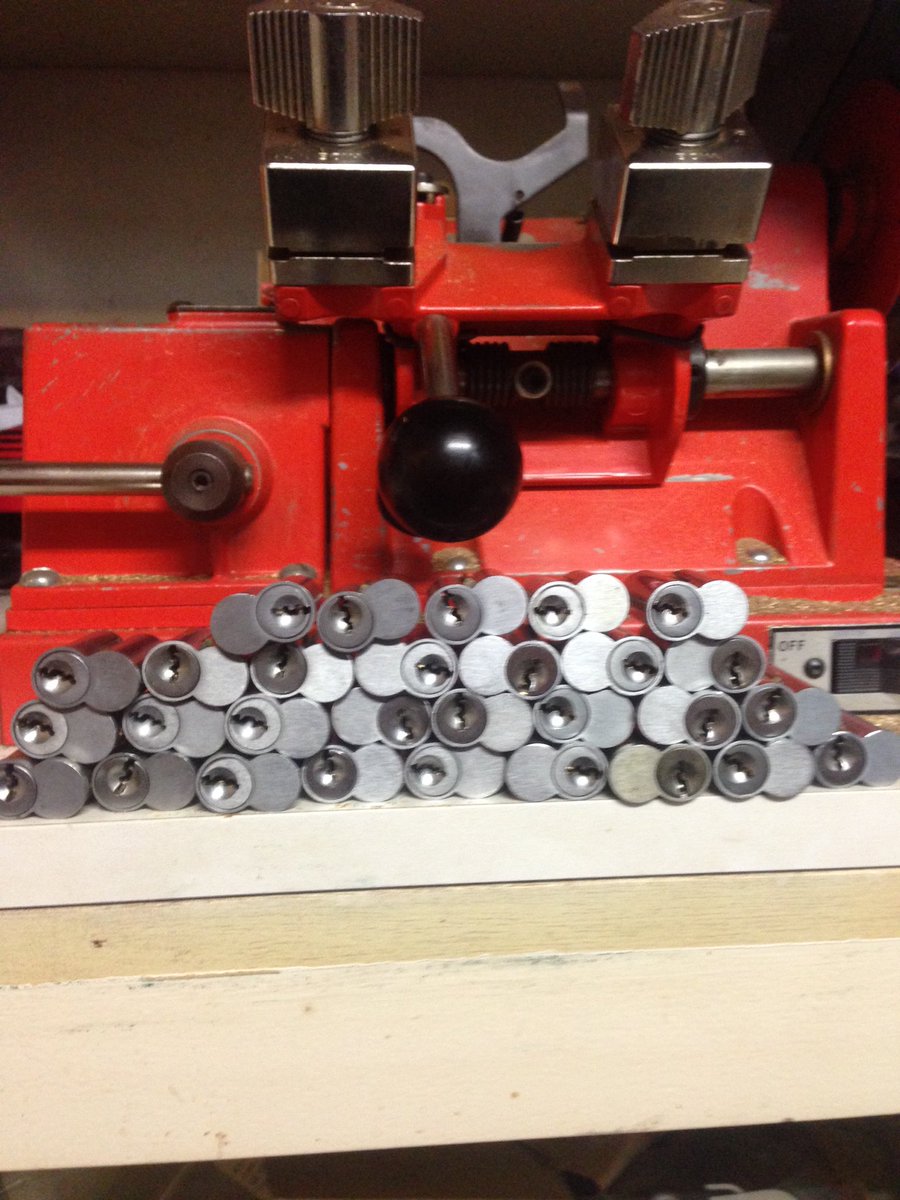 LocksUnlocked's tweet photo. IC Cores filled with spools. #Lockpicking #locksmith https://t.co/zEeUCPnDXk