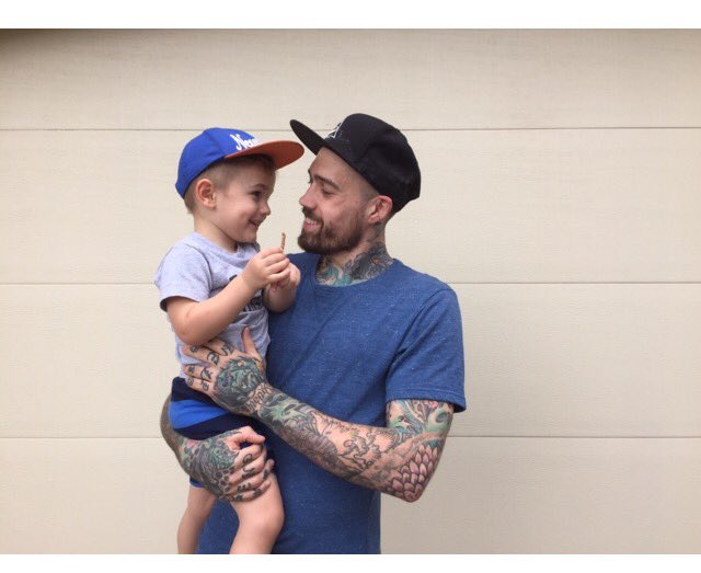 Loulos's tweet image. #ThoughtsAndPrayersForBuell