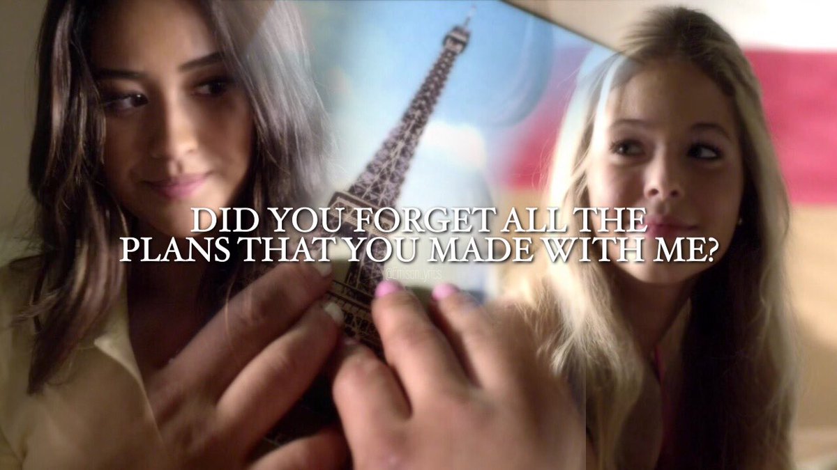 EmisonLyrics's tweet image. #Emison || Song: That should be me - Justin Bieber 💔
