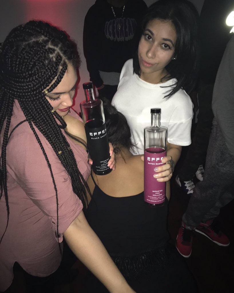 D_TECK's tweet image. Ok #CollegeFresh #EffenVodka #Emobb
