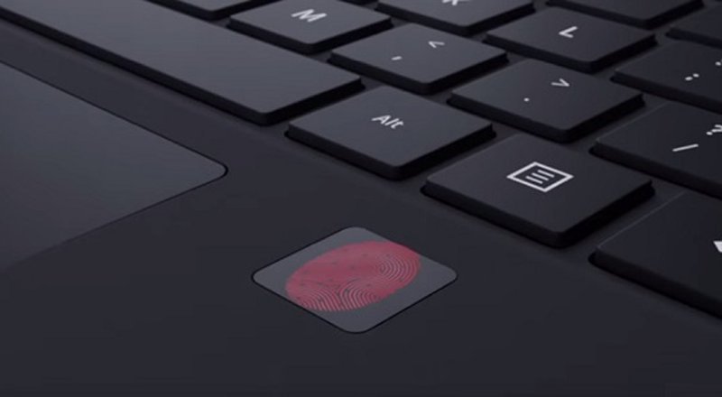 SamirSamadi's tweet image. Je switch ma #Surface3 pour une #SurfacePro3 ! :)
Avec le nouveau Type Cover elle sera parfaite ! 
cc @SurfaceFrance