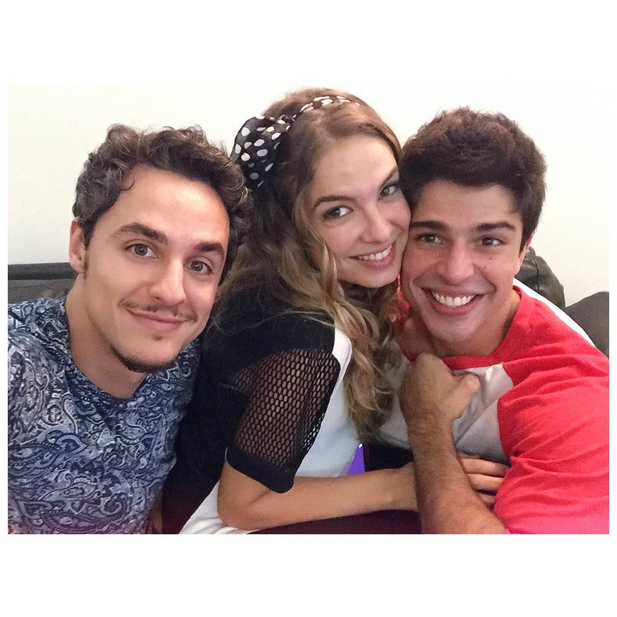 ThiagoAAmaral's tweet photo. Sobre ontem!!!  🙌😄🙌#RebeldeParaSempre @Lua_Blanco @dimontez https://t.co/D6CWHAUJuk https://t.co/aBC59dgOVS