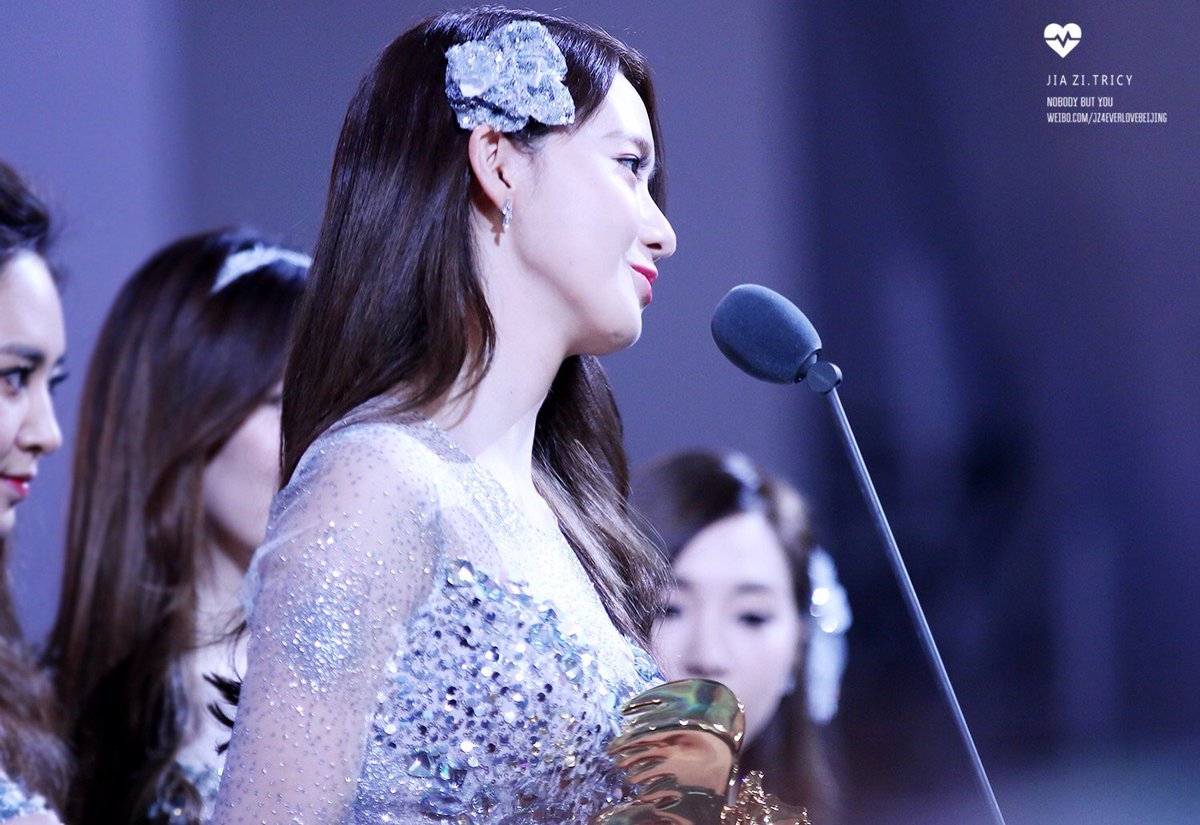 MC_YA764's tweet photo. [DL] 160315 Yoona #윤아 - SIA by 夾夾夾夾夾子Tricy PART 1 + 2 (17P)

https://t.co/2FndmmqmmT

jawline♥ https://t.co/stCEuW2esT