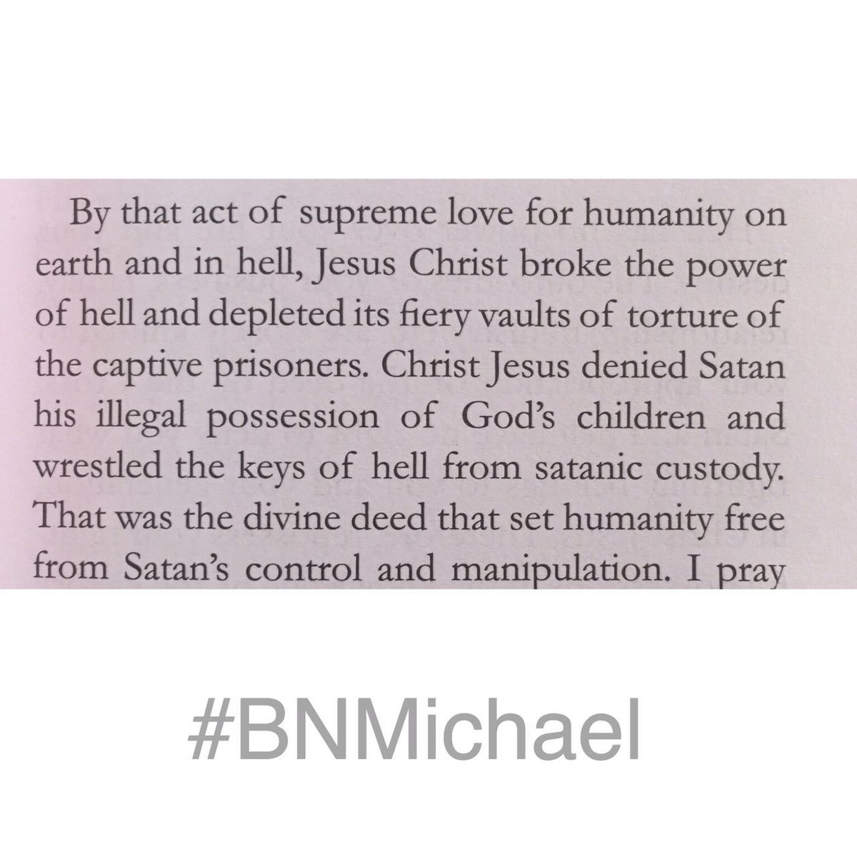 #sacrificeforlove  
Supreme rule: Love Your Neighbor As Yourself..
#BNMichael God's Last Card.