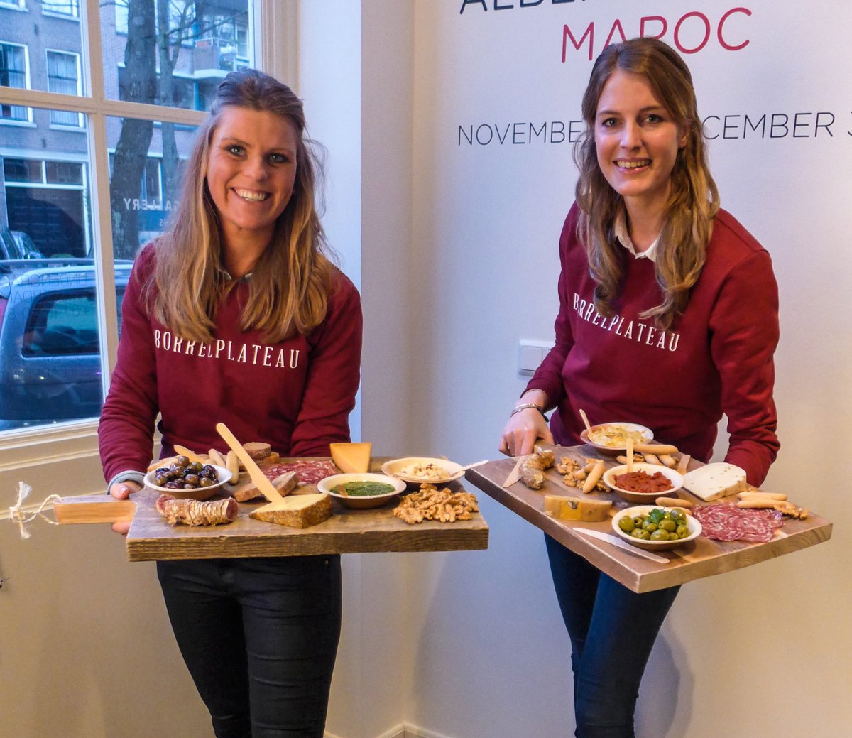 borrelplateau's tweet photo. Ondernemer van de Week @MTribuneMedia !!! Check it out: https://t.co/nlbbYgU8HK #borrel #vrijmibo #fridaydrinks https://t.co/2FjqWca9jK