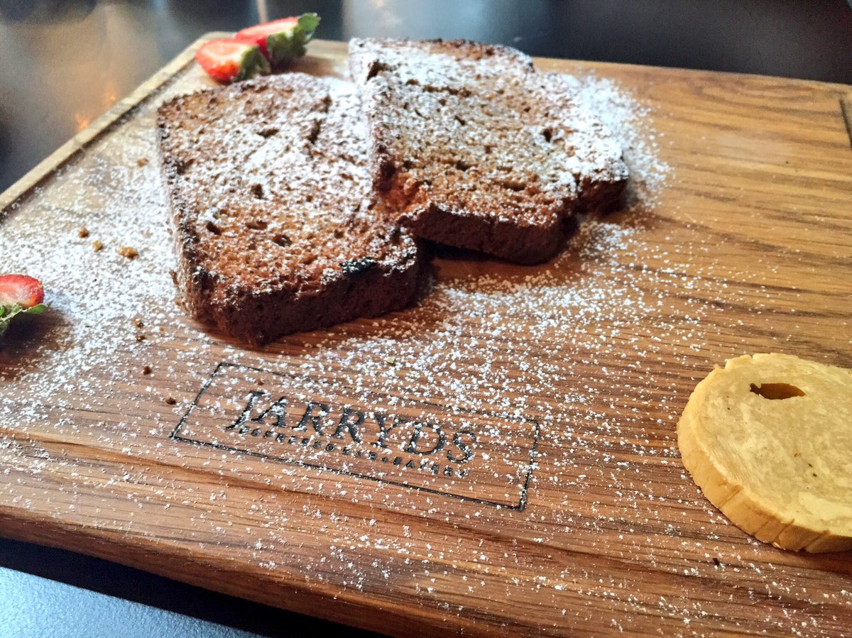 mrhomebooty's tweet photo. Have you been to #Jarryds?βοΈπ΄Check out this cool eatery in Sea Point! #Zomato https://t.co/yA1lwmsF1i
