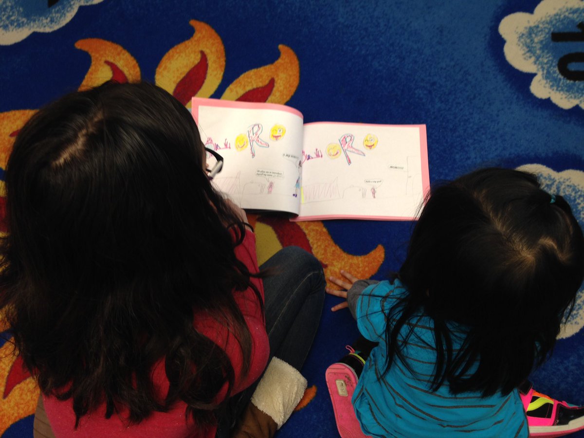 MsAdams208's tweet image. We were so excited to share our picture books with our kindergarten buddies yesterday! They were great listeners!