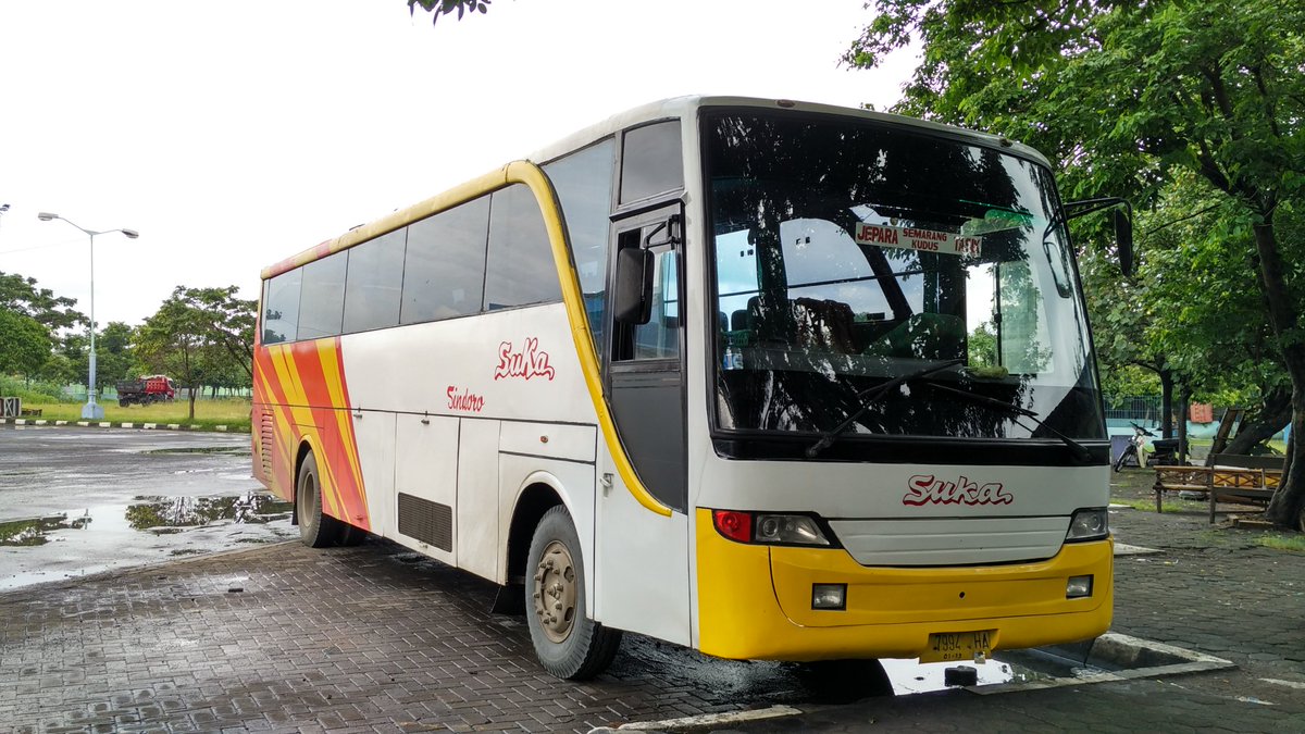 fikrisofi_'s tweet photo. Old Setra https://t.co/Rc3rEeVNuO