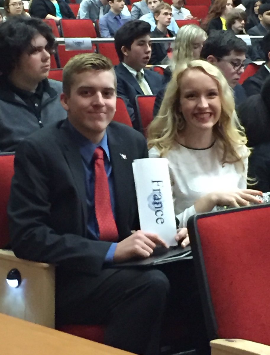TWHS students ready to solve world problems at Model UN @benner_twhs
