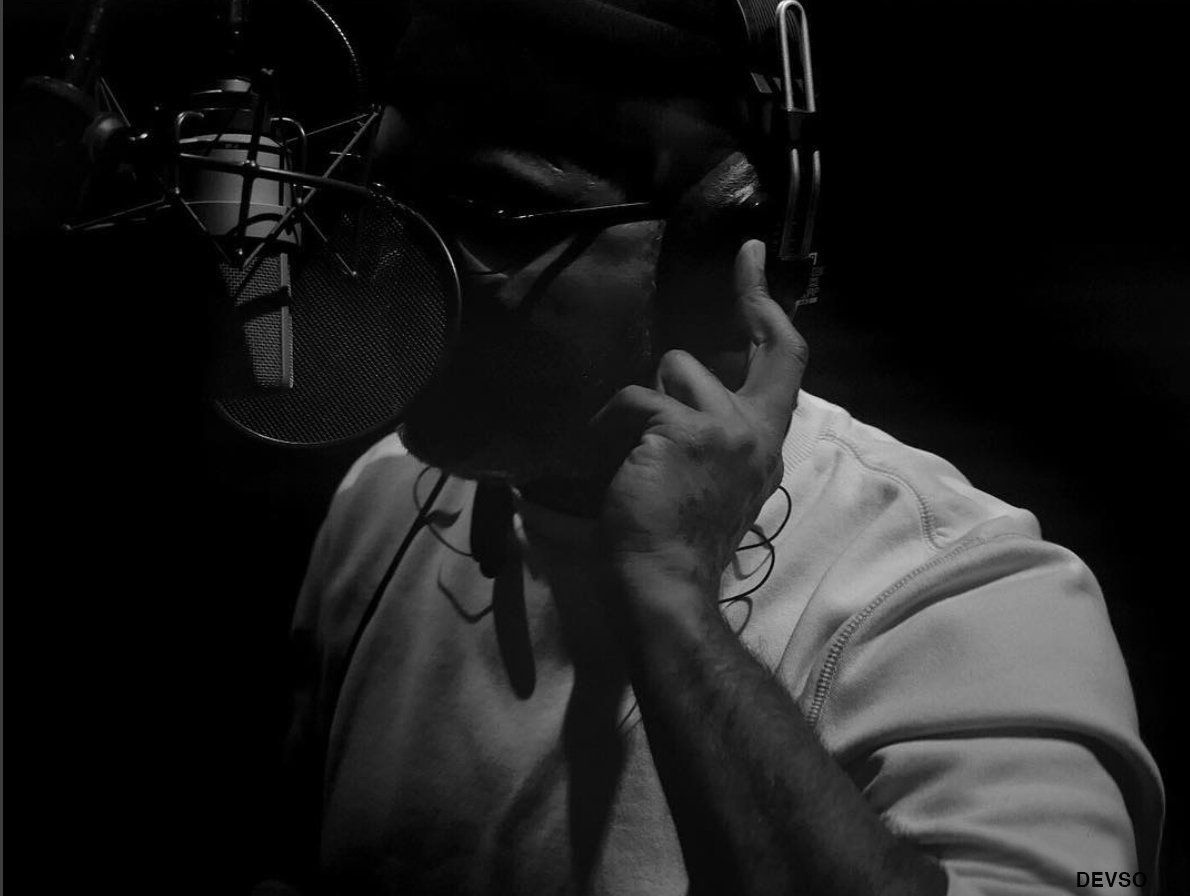 RENDEZBOOZENY's tweet photo. Work in progress....Great time shooting #largepro & #yumamiya #hiphop #japan #nyc #queensbridge #nychiphop #devso https://t.co/VHhNKzkOGF