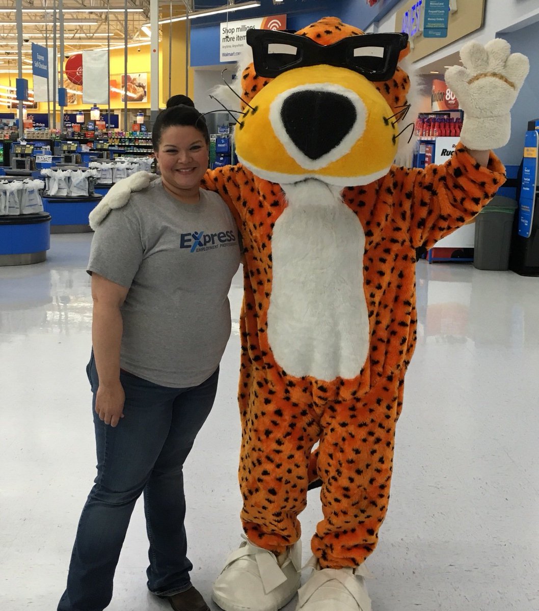ExpressProsSpdl's tweet photo. Our Branch Mgr @DanyeleMcIntosh met Chester Cheetah earlier! Go 2 Wal-Mart in Fayetteville off of Joyce and get pic! https://t.co/ROFvz3JezP