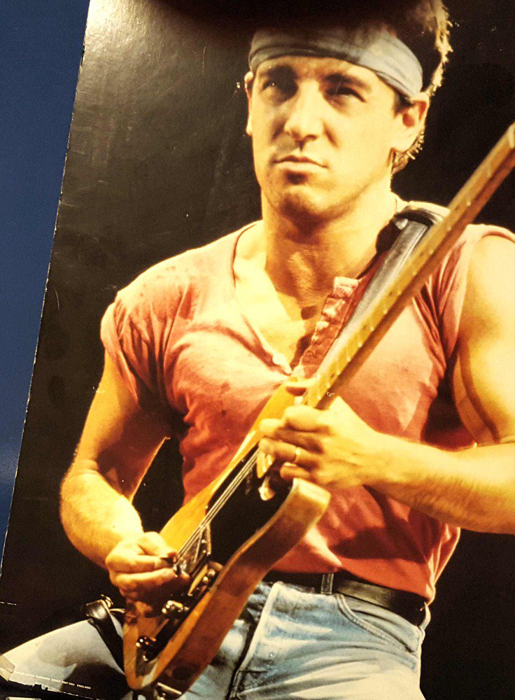 DylanGroupie's tweet photo. @Ticketmaster @BruceSpringteen at the L.A. Sports Arena this Saturday. Do you have a ticket for me? #MyWeekendWish https://t.co/oqwt9iyMlI