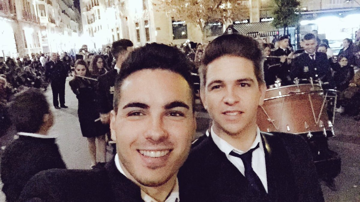 Garbancero_JRH's tweet photo. Empezando con el más garrulo en Murcia... Mañana más y mejor 🎺🎷 @ASA_088 @BandaSorbas https://t.co/V2rb4v3l9C