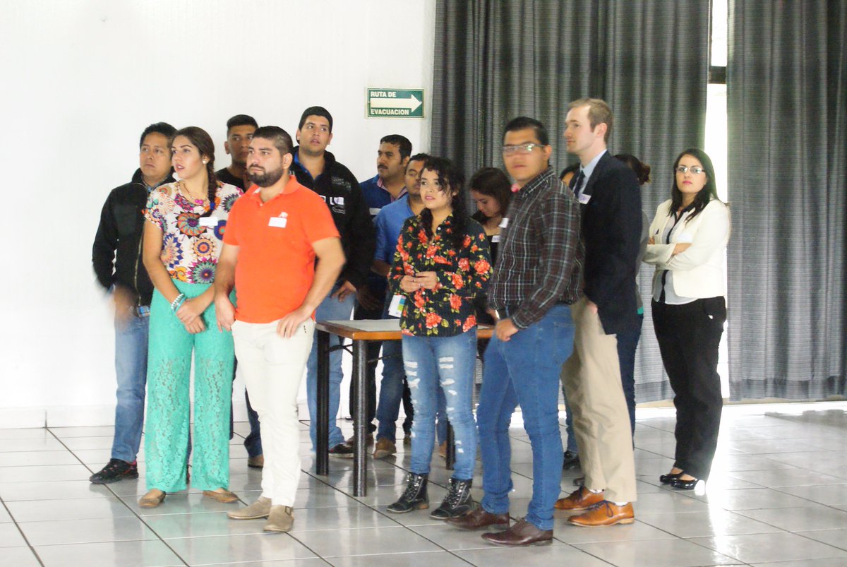 MukiraOrg's tweet photo. Soñar en Colectivo. Presentación abierta para compartir experiencia y aprendizaje. Gracias @WikipoliticaCMX #LabMich https://t.co/R3FHN9xWfz
