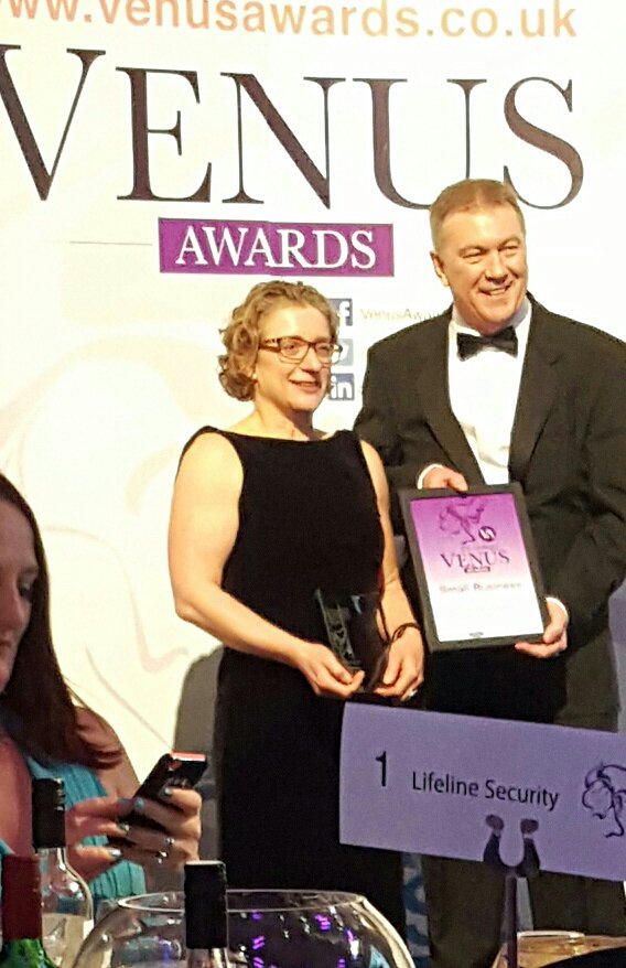 Congratulations to Small Business Award Winner <a href="/SueParaskeva/">Sue Paraskeva</a>!  @VenusIOW  <a href="/WomenAwards/">Women of Achievement Awards</a> #iow #winner