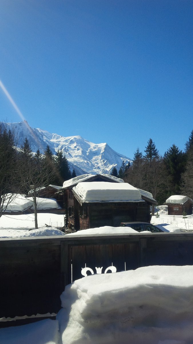 wpfPenn's tweet image. Chamonix Mont Blanc today