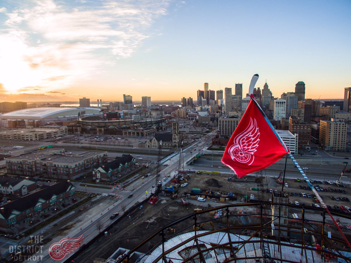 DetroitRedWings's tweet photo. Flying high above The District Detroit. #LGRW #DistrictDetroit https://t.co/ZzdG8NfsrQ