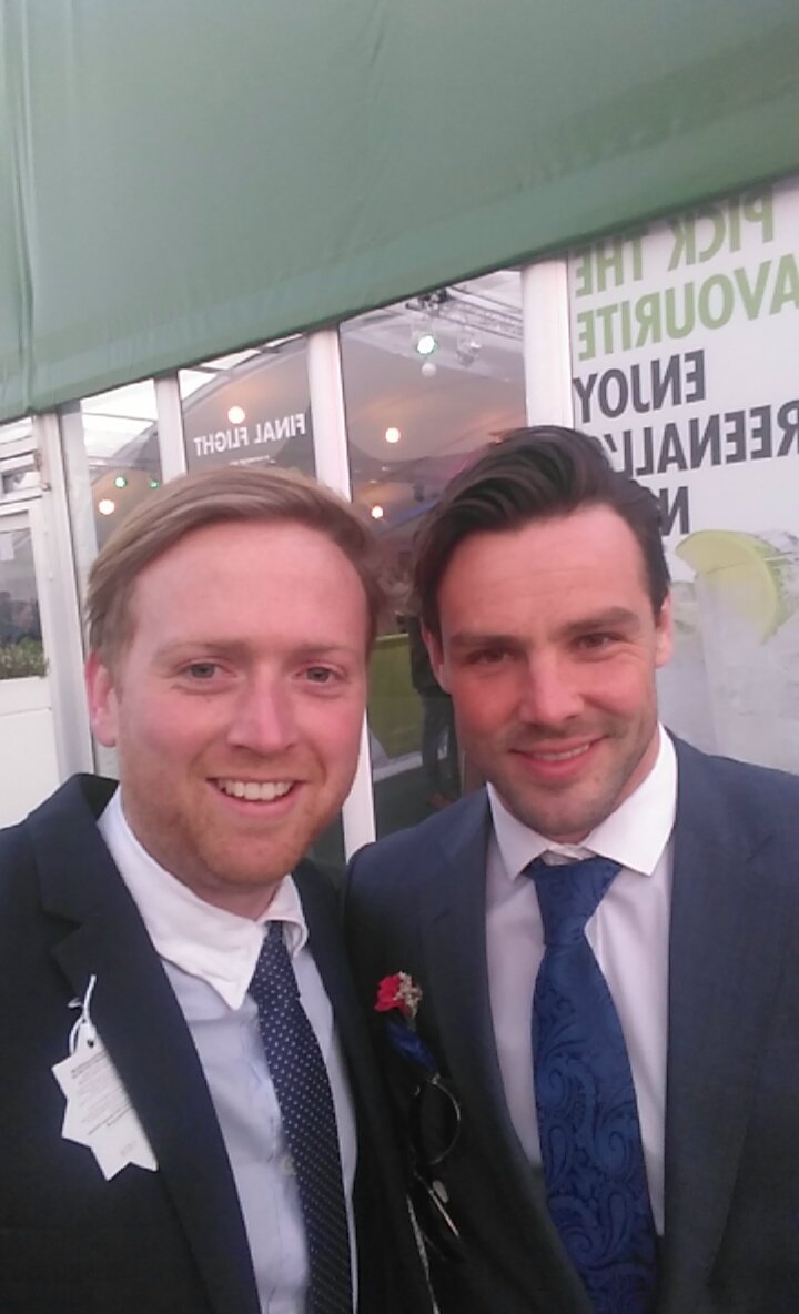 AlexShimmin's tweet photo. Top bloke @ben_foden #CheltenhamFestival https://t.co/o2ve6Ex1gw