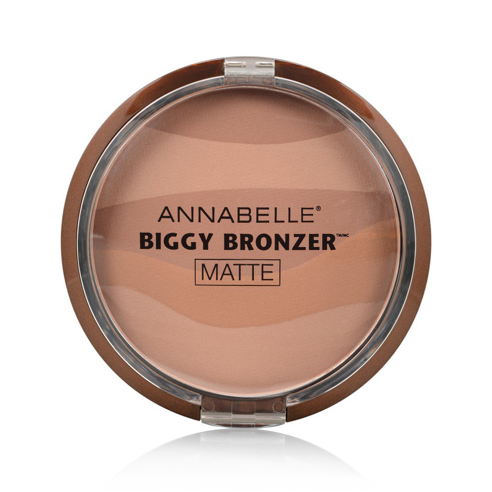 AnnabelleTweets's tweet photo. Time to bronze up for the weekend! > https://t.co/YBdCD8QTwP #mattebronzer https://t.co/xok1oRjxRX