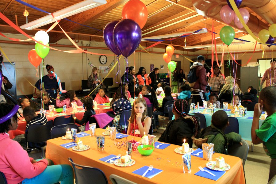 GregLamb's tweet photo. Throwing birthday parties for low-income kids https://t.co/SjAfWMy0Jt @celebrateRVA 
@StoryHinckley https://t.co/jGOWoTygxq