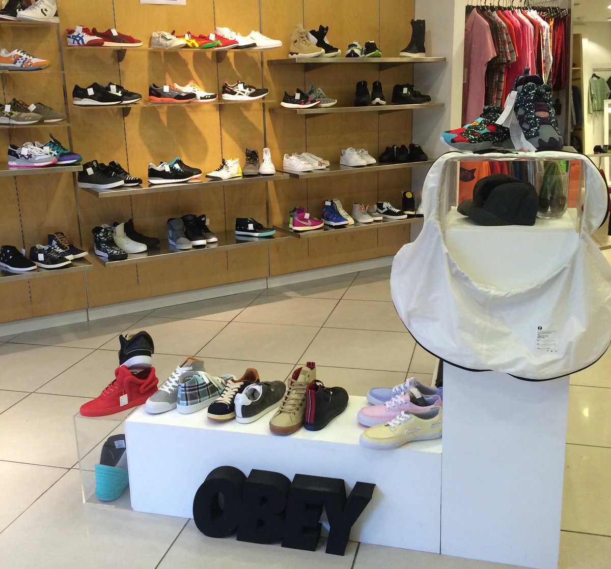 LetMLive's tweet image. Sneakers by Concrete outlet! 50 % discount! Haagsche Bluf 33 | Den Haag