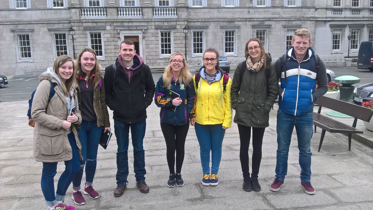 Maynoothgeog's tweet photo. 2nd Year Fieldtrip Final Day: On the Dail plinth... #MayFTrip #TeamMark1 #TeamMark2 https://t.co/AIb1UsZPxS
