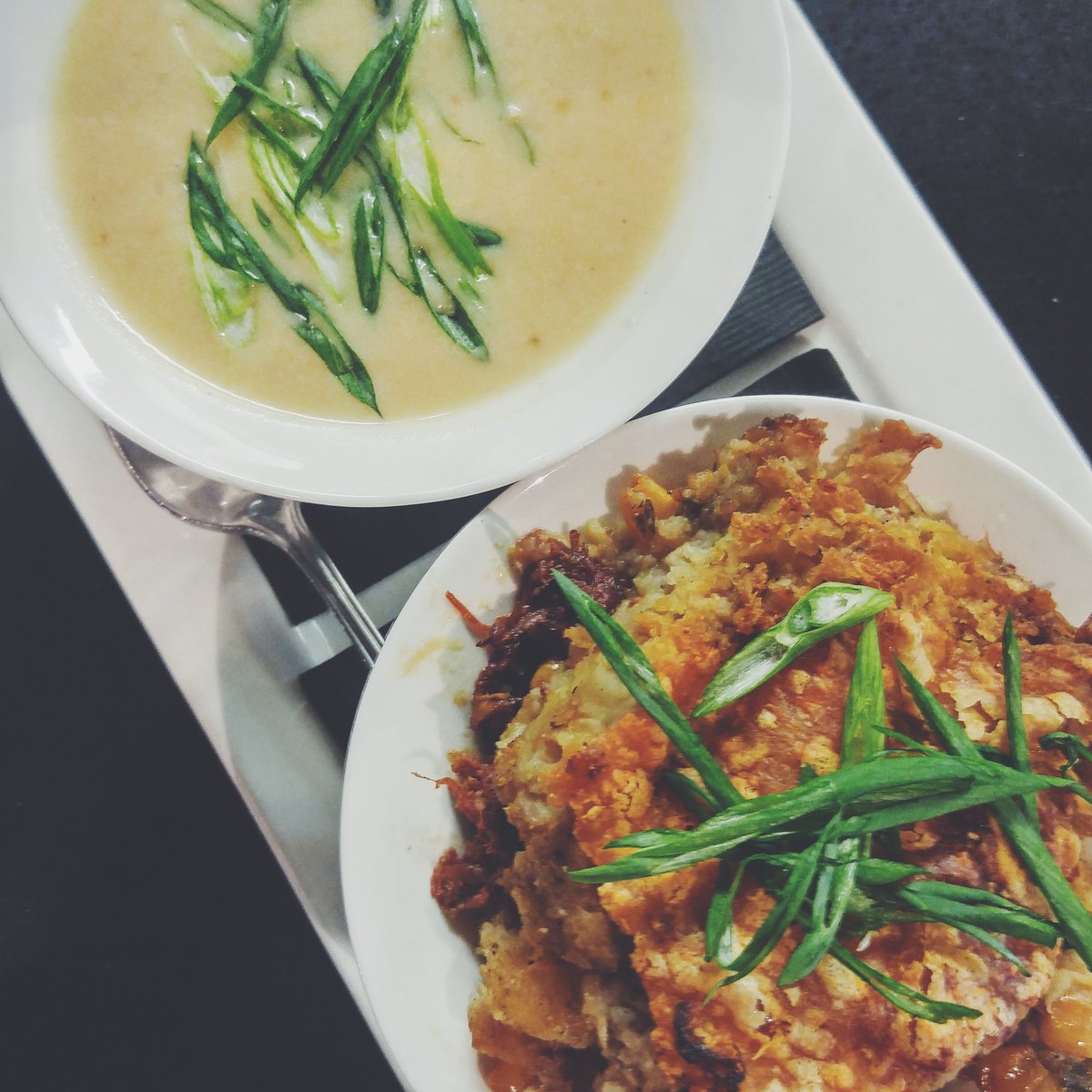 abe_erb's tweet photo. Pulled lamb Shepard's Pie l $12 Try it with a side of our beer + cheddar soup #friday #lunch #pairswithpints https://t.co/BqKs4bBrha