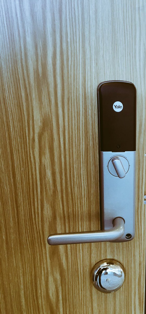 OyvindRein's tweet photo. ...det går an å kombinere Yale Doorman med våre #sikkerhetsdører #daloc https://t.co/LpOCOPbCAk