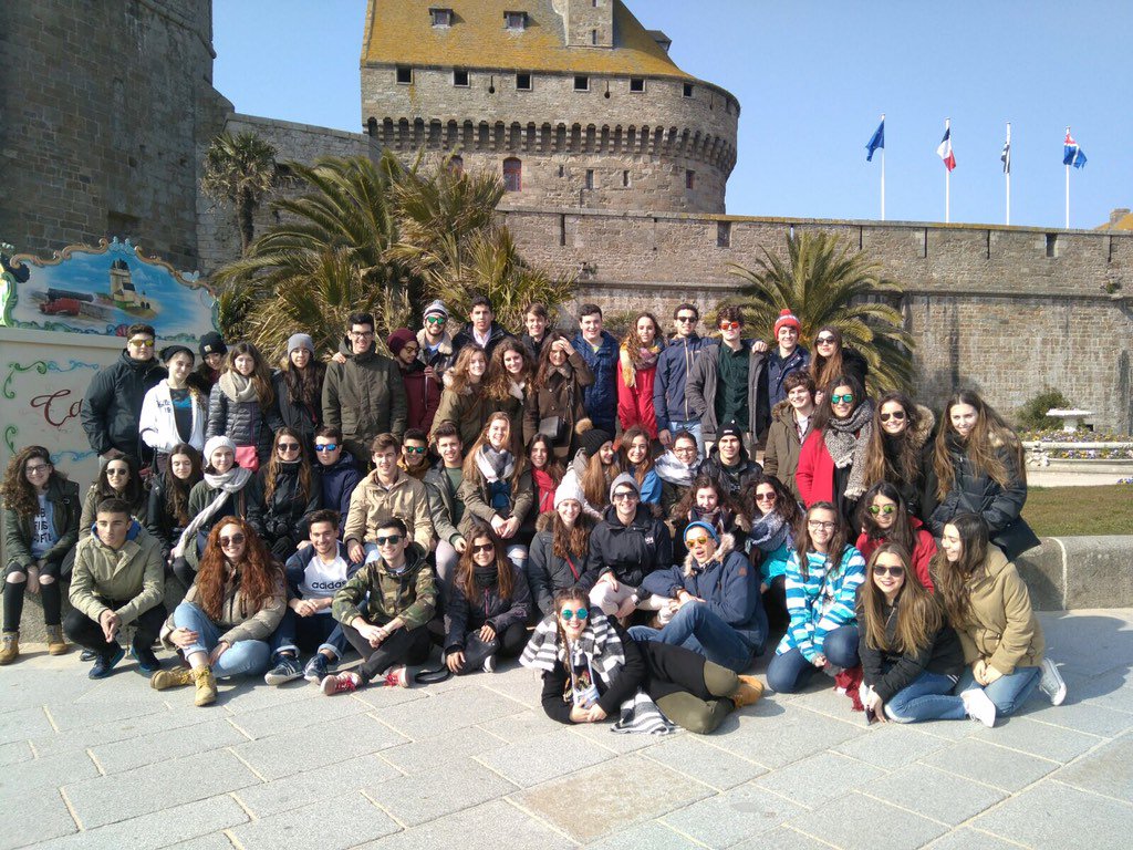 Colegio La Asunción tweet media