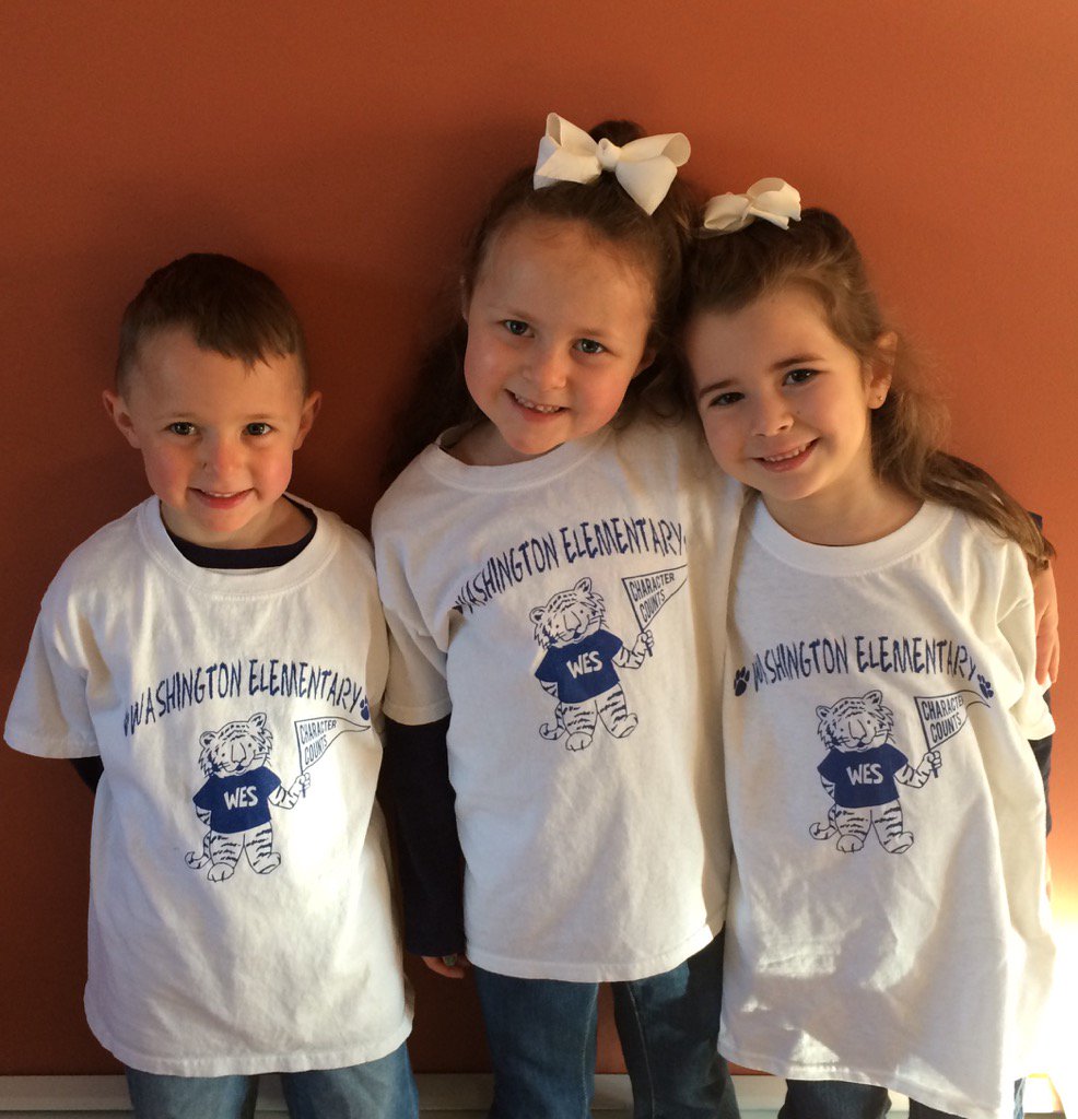 Identical twin day <a href="/WashEdison/">Washington Elem</a> #WESspirit